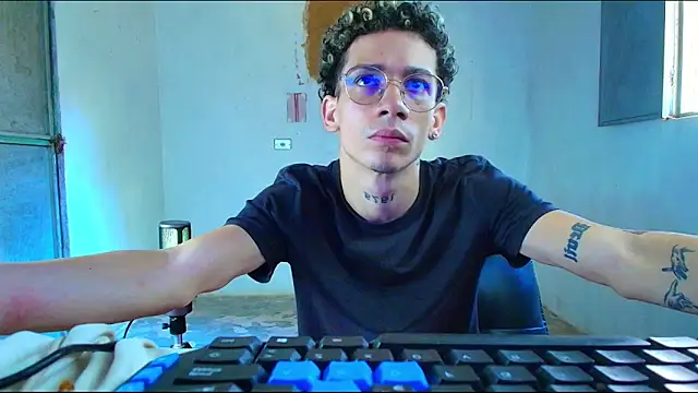 mateodeamjo online show from February 2026 03:01:01 PM