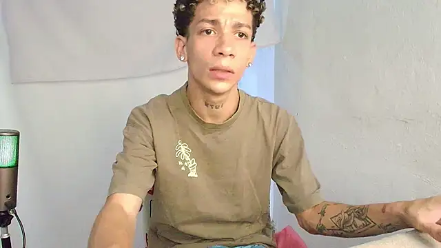 mateodeamjo online show from May 2026 11:24:01 PM