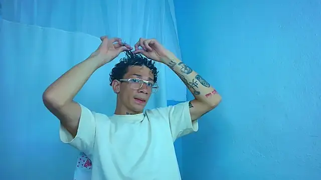 mateodeamjo online show from April 2026 04:03:01 AM