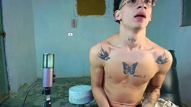 mateodeamjo online show from March 2026 01:54:01 AM