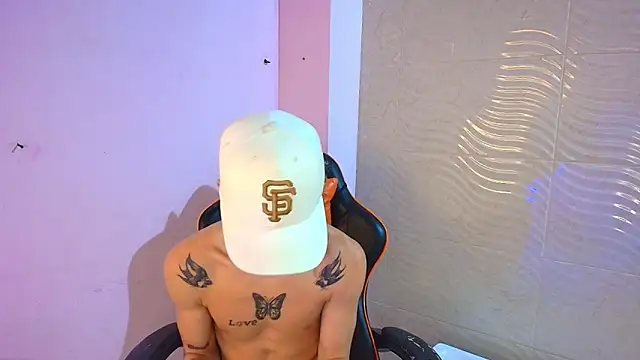 mateodeamjo online show from December 2025 04:24:02 PM