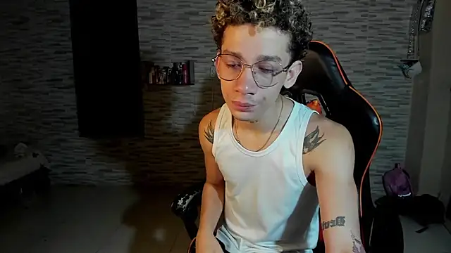 mateodeamjo online show from October 2025 08:48:01 AM