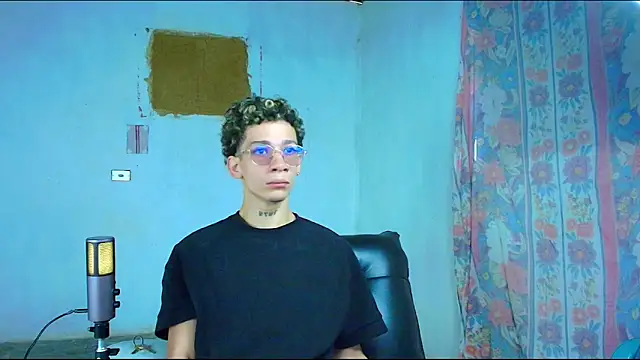 mateodeamjo online show from February 2026 04:05:01 PM