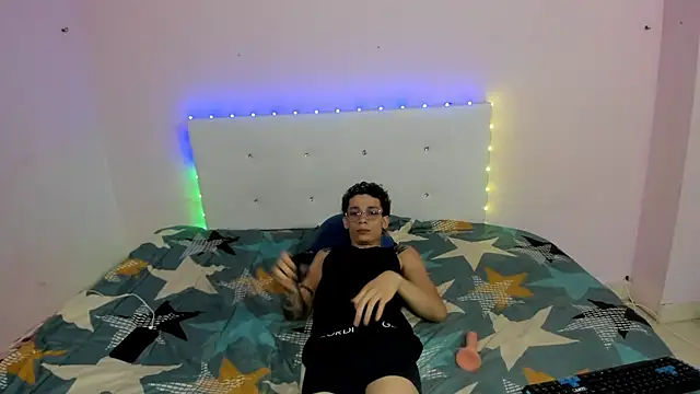 mateodeamjo online show from October 2025 06:34:02 AM