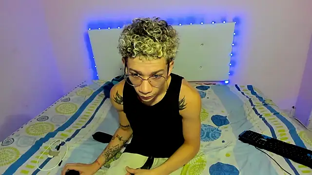 mateodeamjo online show from October 2025 09:29:01 AM