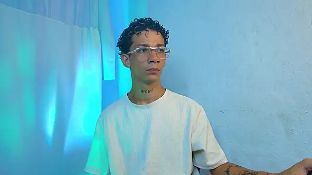 mateodeamjo online show from April 2026 01:23:01 AM