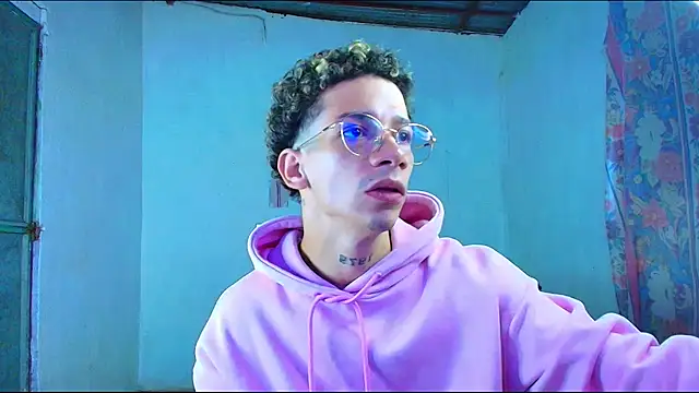 mateodeamjo online show from February 2026 12:23:01 PM