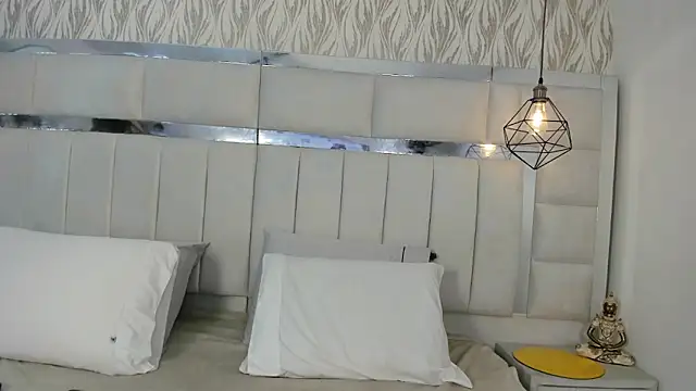 Snapshot of 1m_dalhia chatting on November 2025 08:02:02 PM 1m dalhia online show from November 2025 08:02:02 PM