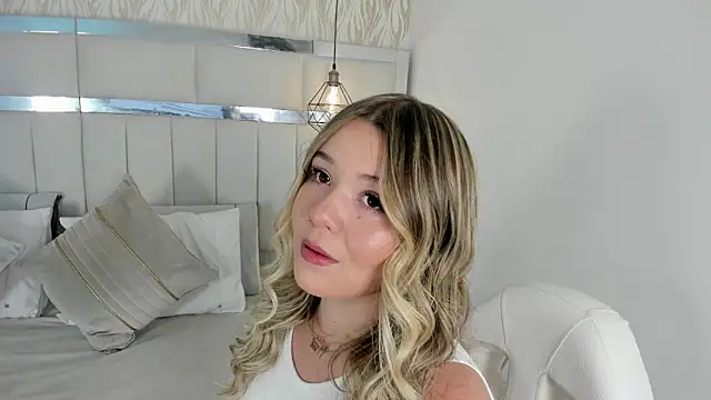 Snapshot of 1m_dalhia chatting on November 2025 09:31:01 PM 1m dalhia online show from November 2025 09:31:01 PM