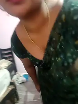 louise92 online show from April 2026 05:49:02 PM