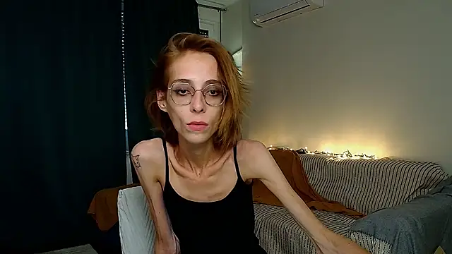 Snapshot of amber_quell_here chatting on May 2026 03:40:02 PM amber quell here online show from May 2026 03:40:02 PM