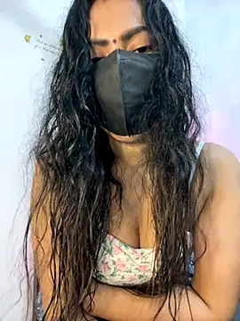 Angel Zaara online show from November 2025 03:23:02 PM