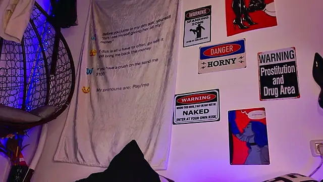 AriaVoss online show from March 2026 09:48:01 PM