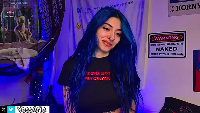 AriaVoss online show from April 2026 08:33:01 PM