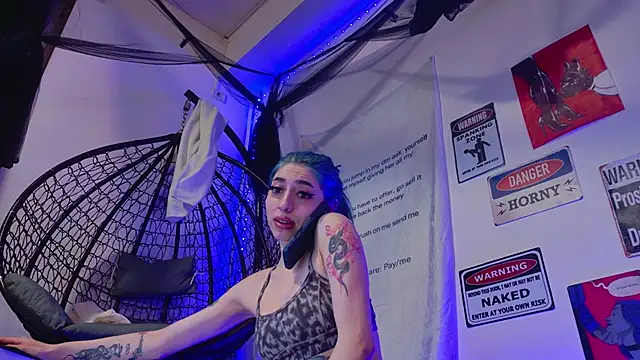 AriaVoss online show from March 2026 06:15:02 PM