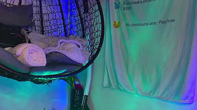 AriaVoss online show from March 2026 10:18:01 PM