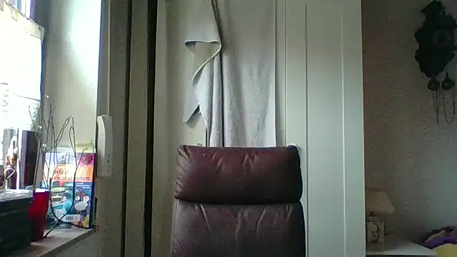 Snapshot of _squirty_cum_lady_ chatting on December 2025 09:25:01 AM squirty cum lady online show from December 2025 09:25:01 AM