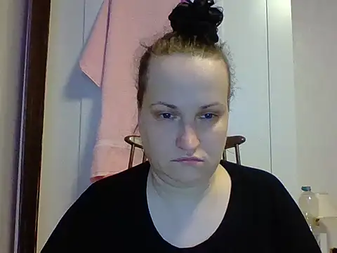  squirty cum lady  online show from March 2025 10:29:02 PM