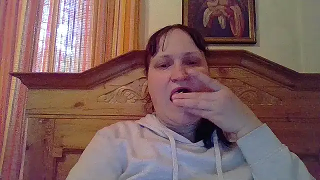 Snapshot of _squirty_cum_lady_ chatting on February 2026 02:06:01 PM squirty cum lady online show from February 2026 02:06:01 PM