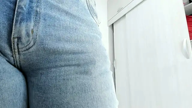 Snapshot of Amelia_Debora_Antonella chatting on February 2026 02:11:02 PM Amelia Debora Antonella online show from February 2026 02:11:02 PM