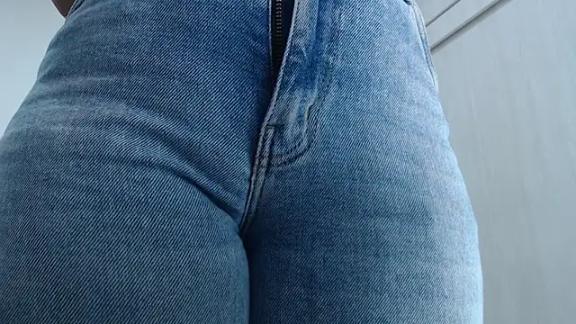 Snapshot of Amelia_Debora_Antonella chatting on October 2025 02:16:02 PM Amelia Debora Antonella online show from October 2025 02:16:02 PM