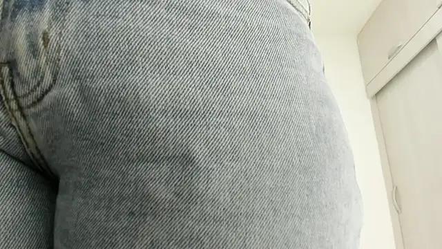 Snapshot of Amelia_Debora_Antonella chatting on February 2026 01:43:02 PM Amelia Debora Antonella online show from February 2026 01:43:02 PM