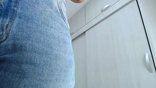 Snapshot of Amelia_Debora_Antonella chatting on November 2025 01:04:02 PM Amelia Debora Antonella online show from November 2025 01:04:02 PM