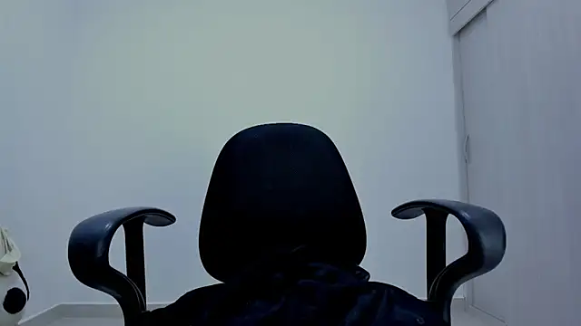 Amelia Debora Antonella online show from March 2026 01:39:01 PM