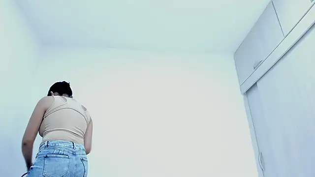 Snapshot of Amelia_Debora_Antonella chatting on February 2026 02:17:02 PM Amelia Debora Antonella online show from February 2026 02:17:02 PM