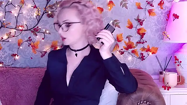 EllianaReese online show from September 2025 01:50:01 AM