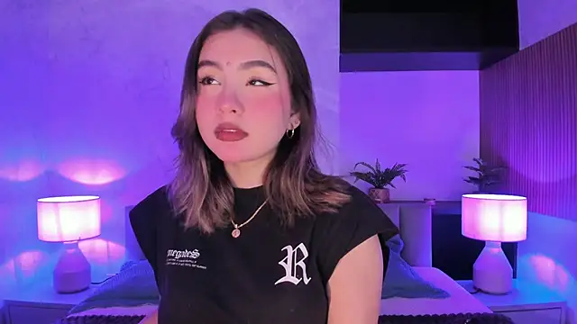 SamantaBone online show from October 2025 10:44:02 PM