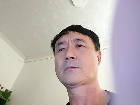 Snapshot of KennyLOVERboy chatting on January 2025 03:04:02 PM KennyLOVERboy online show from January 2025 03:04:02 PM