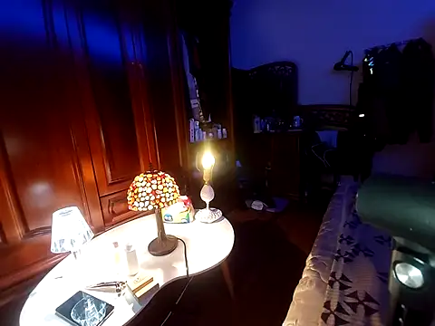 Snapshot of KennyLOVERboy chatting on February 2025 05:51:01 AM KennyLOVERboy online show from February 2025 05:51:01 AM