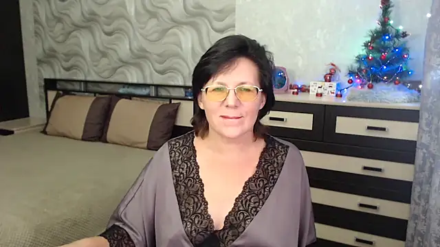 Snapshot of VitaCharm chatting on January 2025 07:23:01 PM VitaCharm online show from January 2025 07:23:01 PM