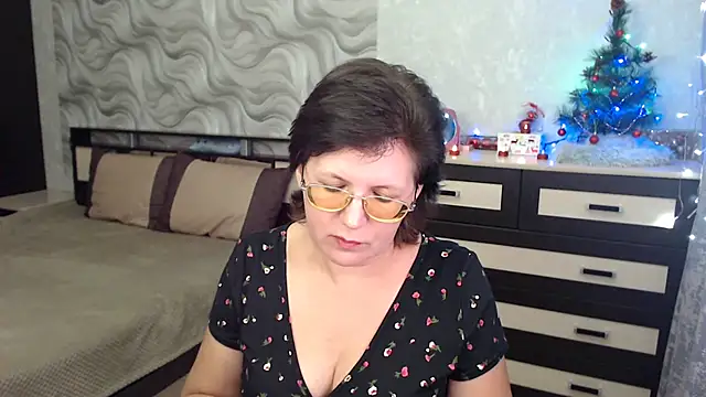 Snapshot of VitaCharm chatting on January 2025 08:31:02 PM VitaCharm online show from January 2025 08:31:02 PM