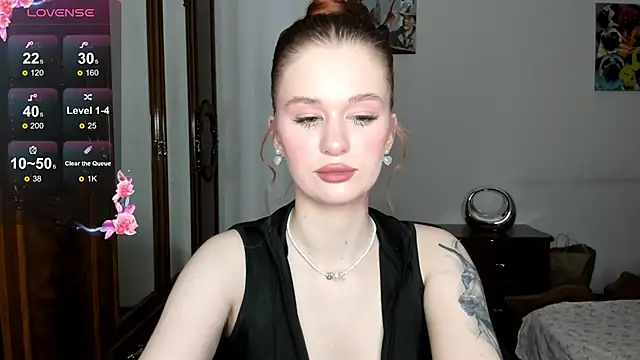 Snapshot of EmilySoul chatting on January 2025 02:08:02 PM EmilySoul online show from January 2025 02:08:02 PM
