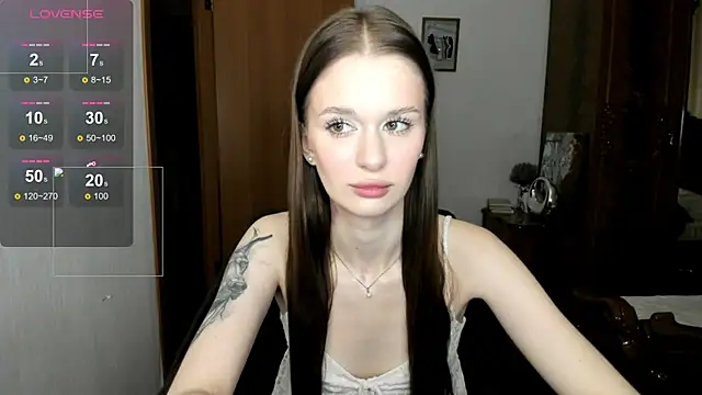 EmilySoul online show from May 2026 04:48:02 PM