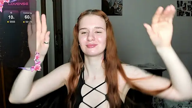 Snapshot of EmilySoul chatting on March 2025 12:01:02 AM EmilySoul online show from March 2025 12:01:02 AM