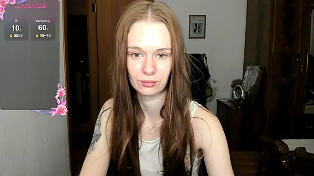 EmilySoul online show from June 2026 06:23:01 PM