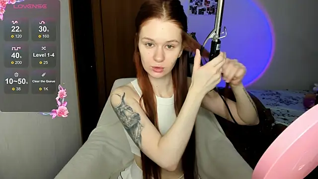 EmilySoul online show from October 2025 10:12:02 AM