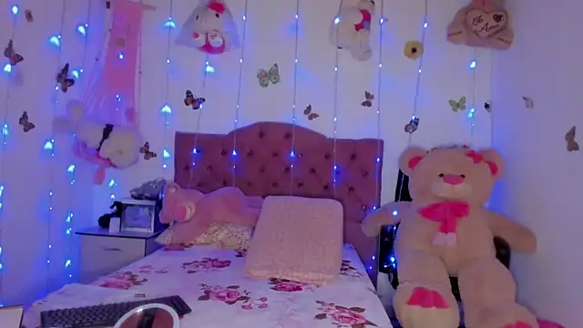 Dana Jeins online show from April 2026 02:51:01 PM