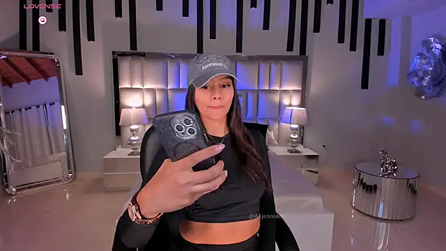 AllyJensen online show from April 2026 10:27:01 AM