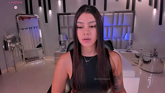 AllyJensen online show from April 2026 10:33:02 AM