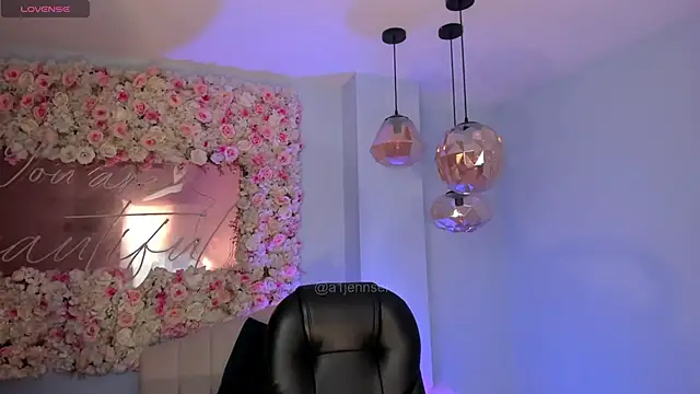 AllyJensen online show from November 2025 10:25:01 AM