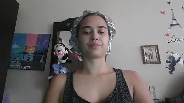 trianabell online show from March 2026 04:45:01 PM