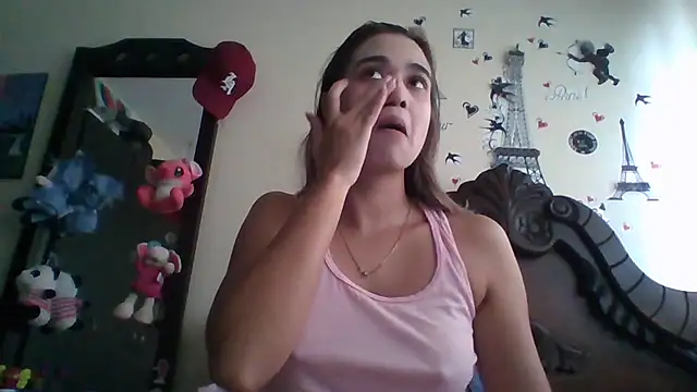 trianabell online show from November 2025 04:55:01 PM