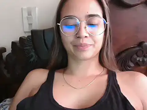 trianabell online show from January 2026 05:20:01 PM