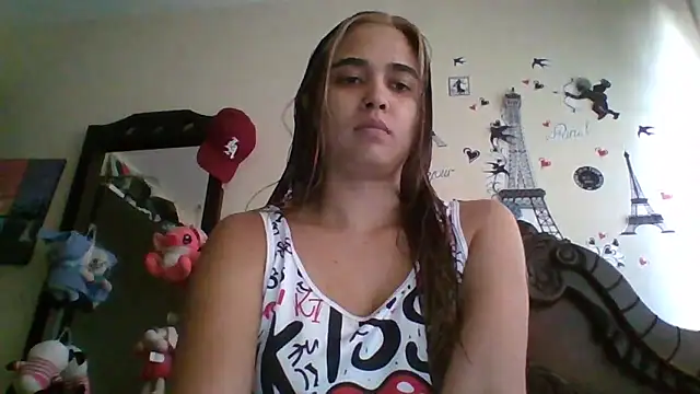 trianabell online show from November 2025 06:40:02 PM