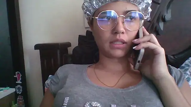 trianabell online show from January 2026 05:30:01 PM