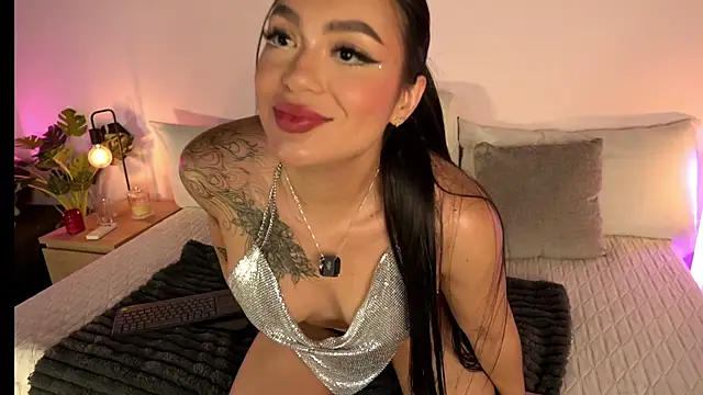 Snapshot of TamyHoney chatting on July 2026 03:31:02 AM TamyHoney online show from July 2026 03:31:02 AM